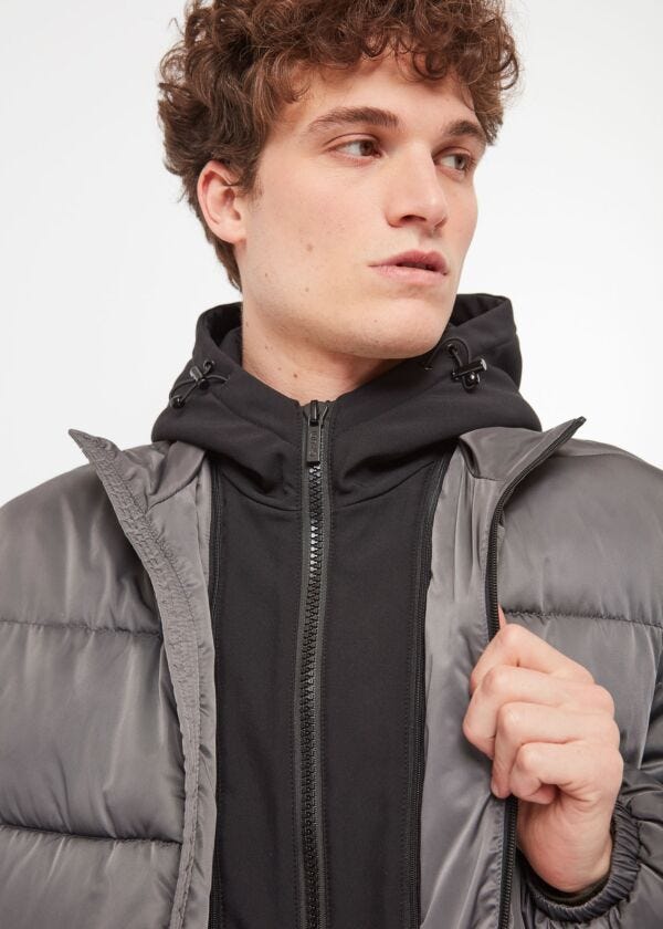 Down jacket with zip
