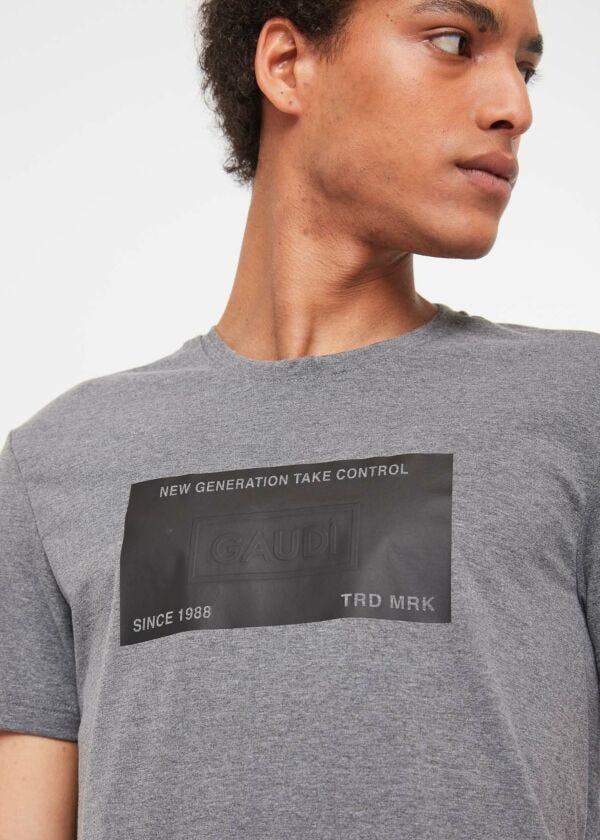 T-shirt a maniche corte