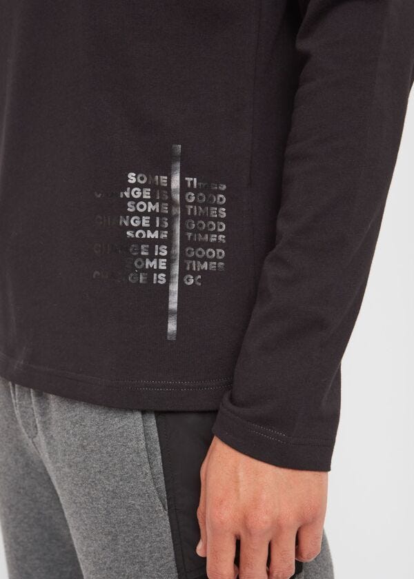 T-shirt con lettering