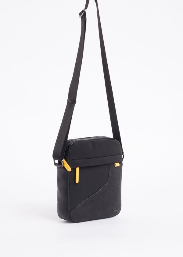 Crossbody kabelka s logom