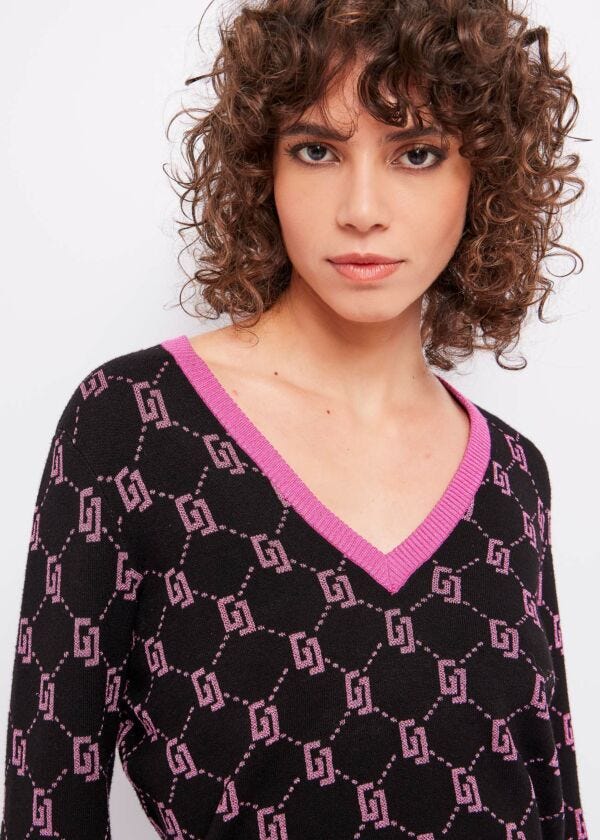 V-neck jumper with jacquard logo