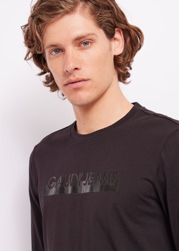 Long-sleeved T-shirt with logo