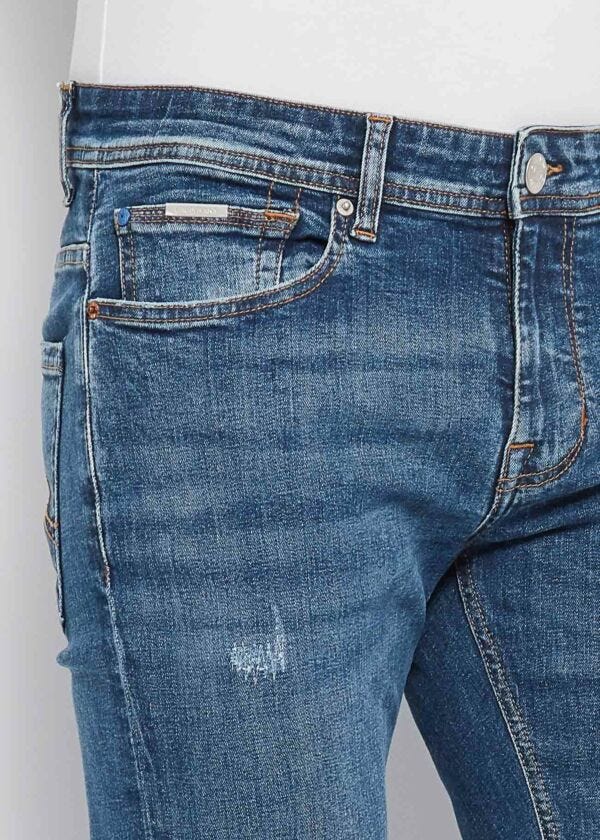 Skinny jeans