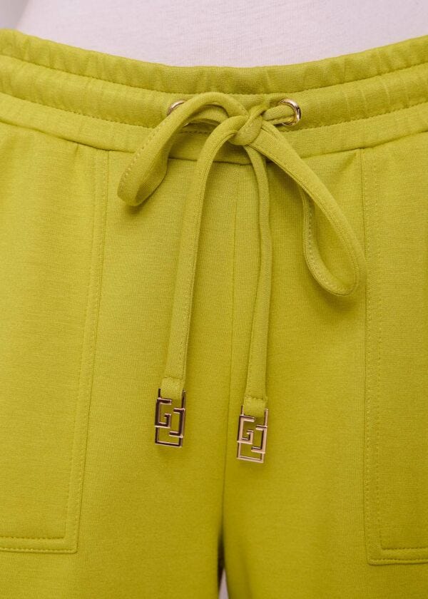 Shorts verde da donna con coulisse logata