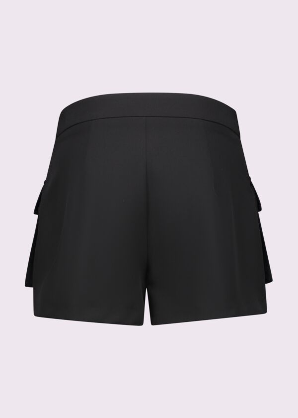 Short noir pour femme