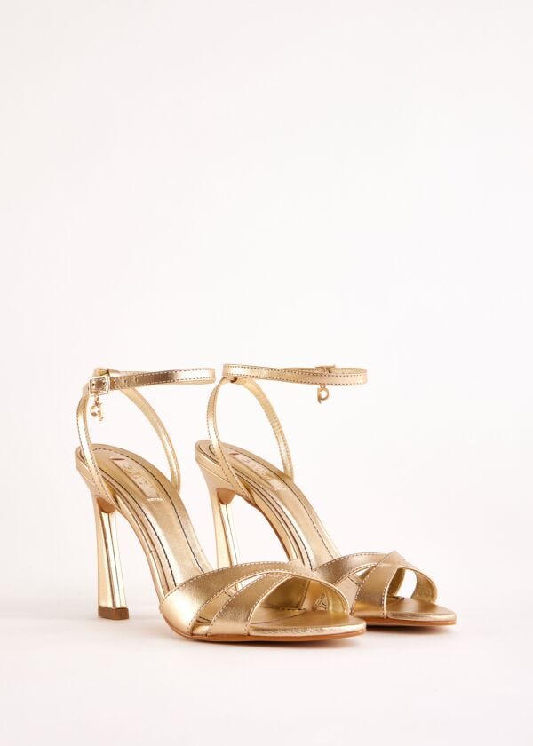 Laminated leather sandals