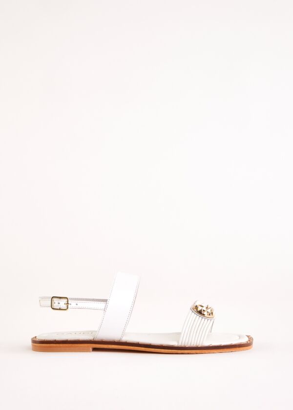 Sandales plates blanches en cuir