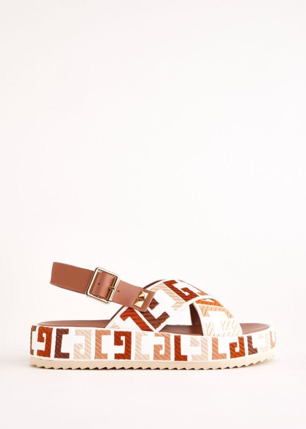 Beige canvas and faux-leather sandals Gaudì Fashion