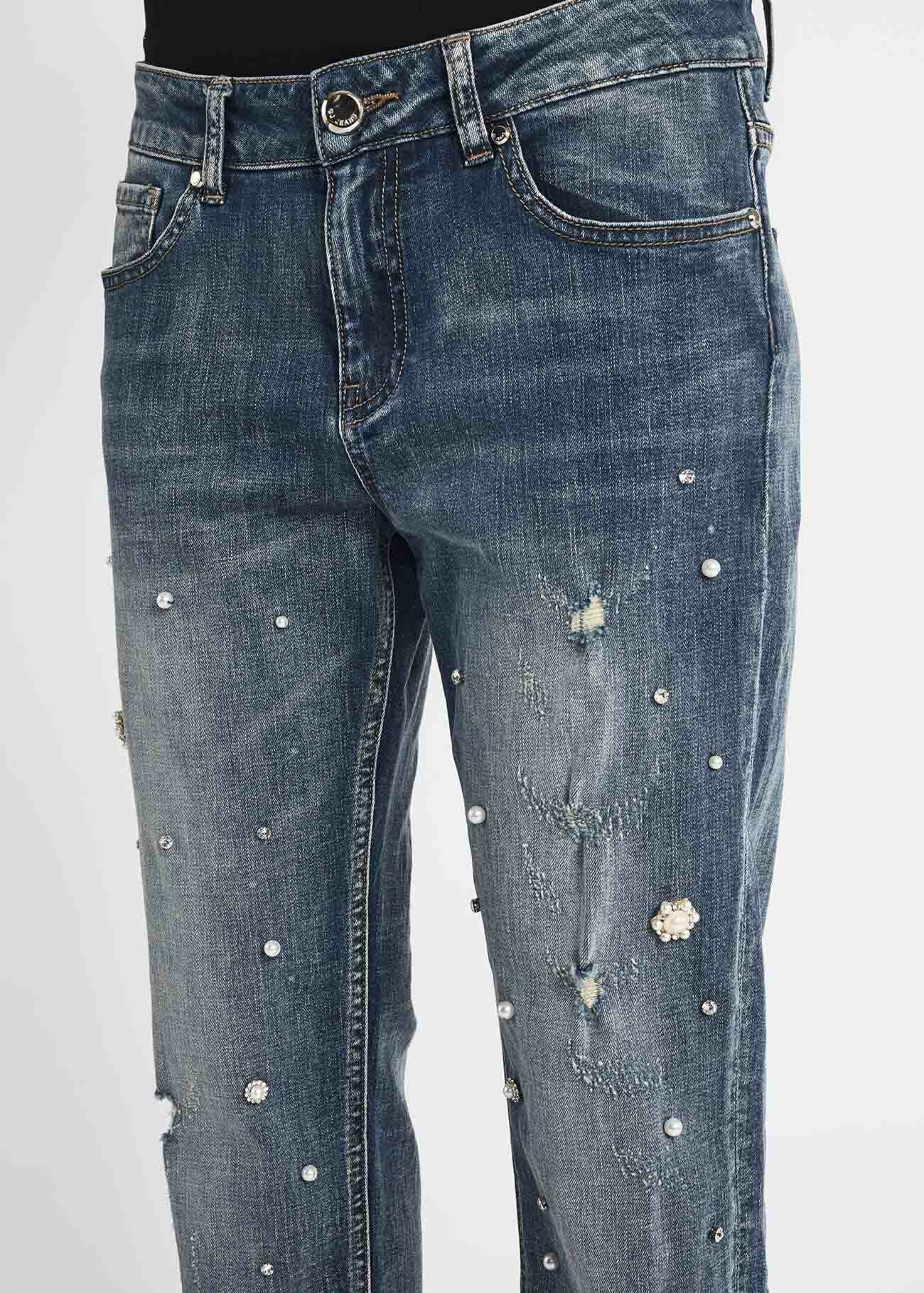 Jeans girlfriend con strass e perline