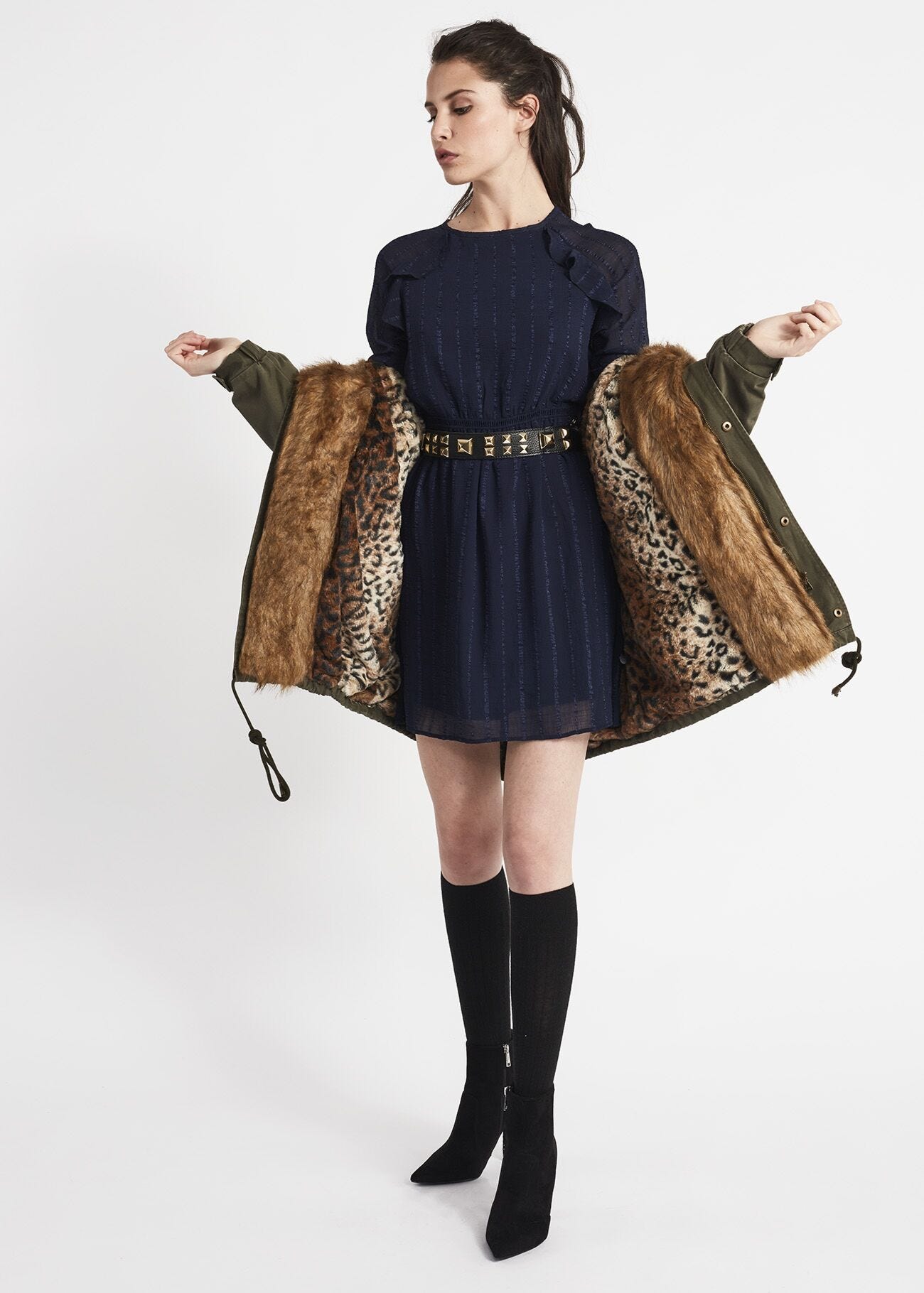 Parka con cappuccio e borchie