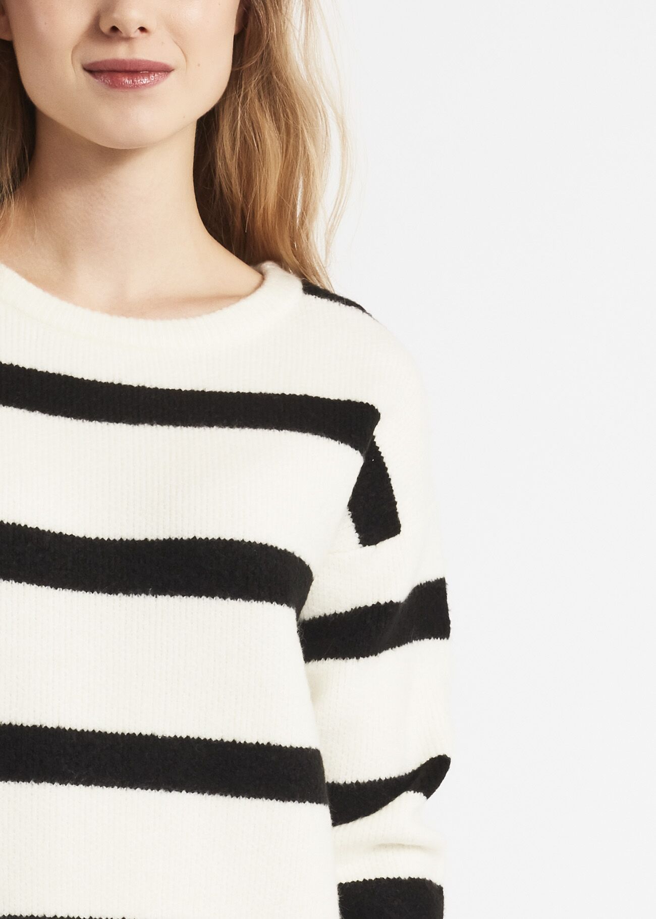 Boxy jumper with jacquard stripes