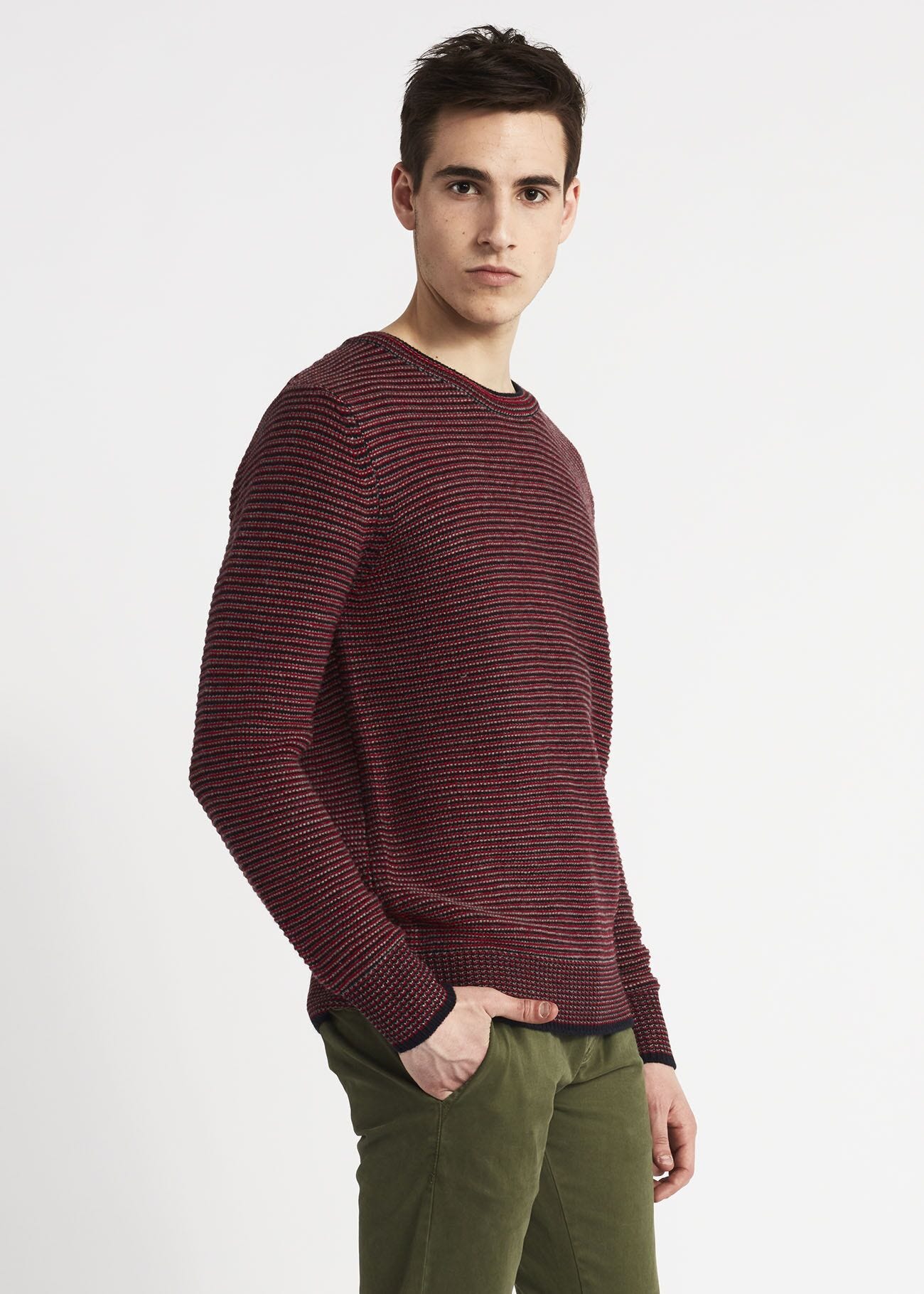 Crew neck jumper with horizontal ribbing