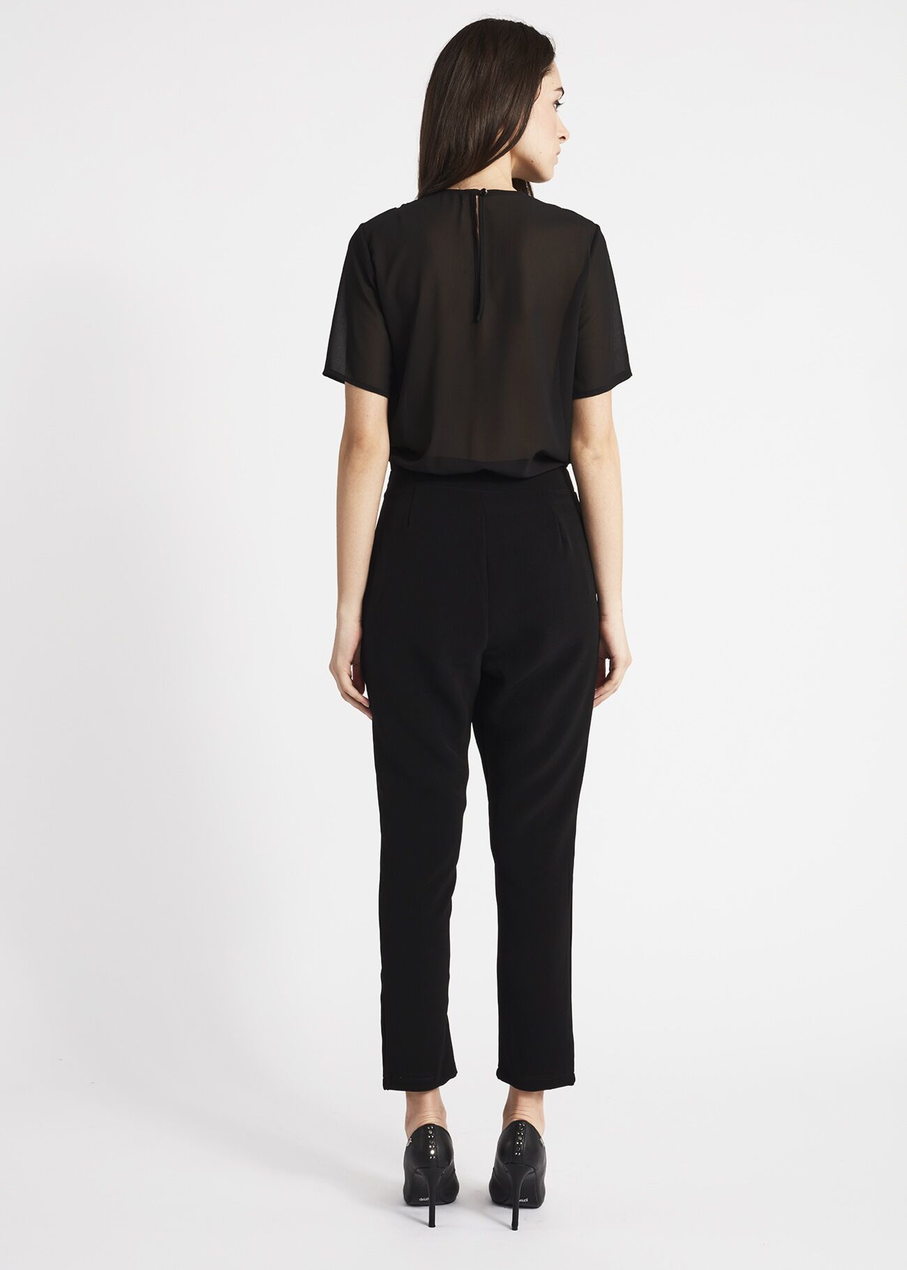 Jumpsuit with crossover pattern