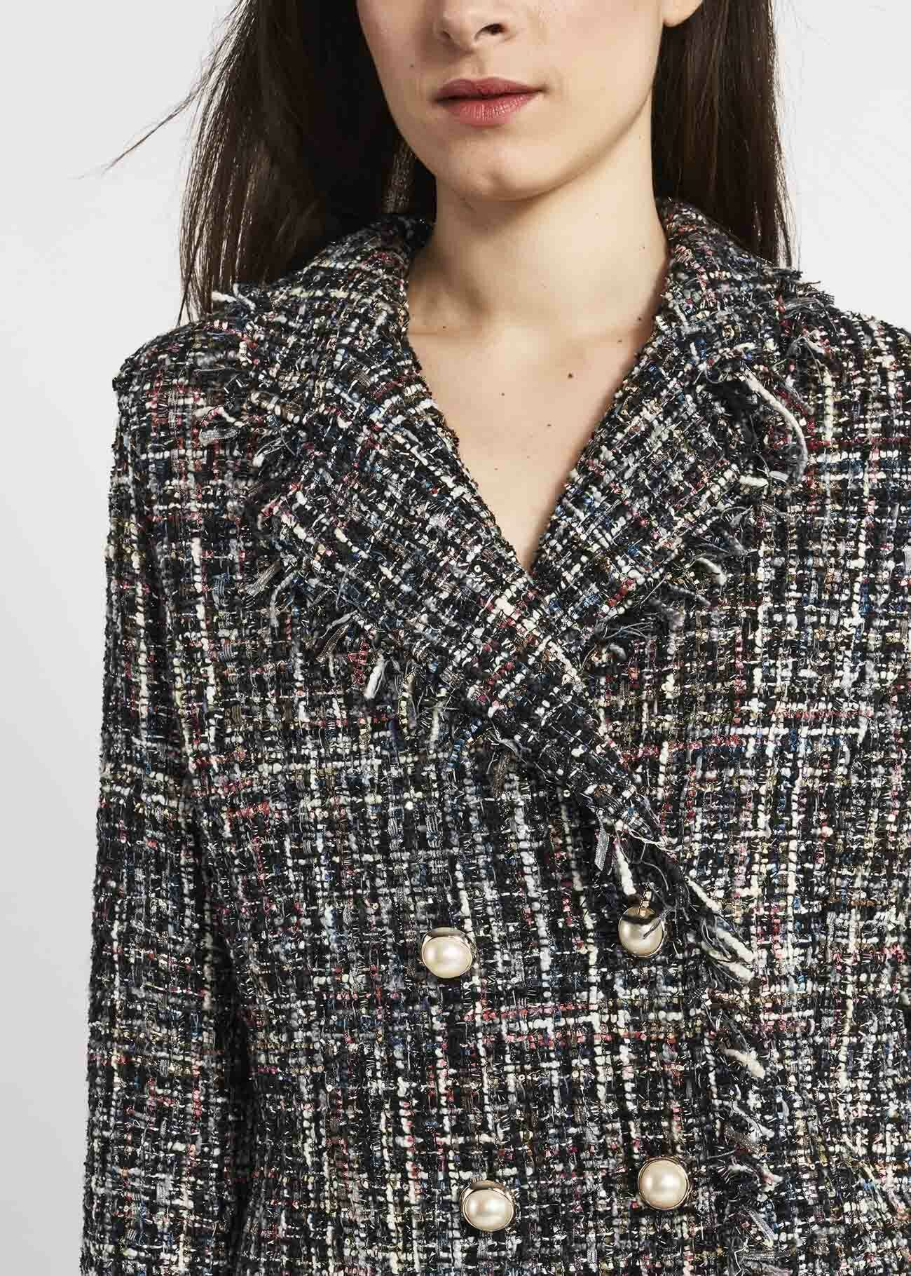 Double-breasted jacket with fringed hems