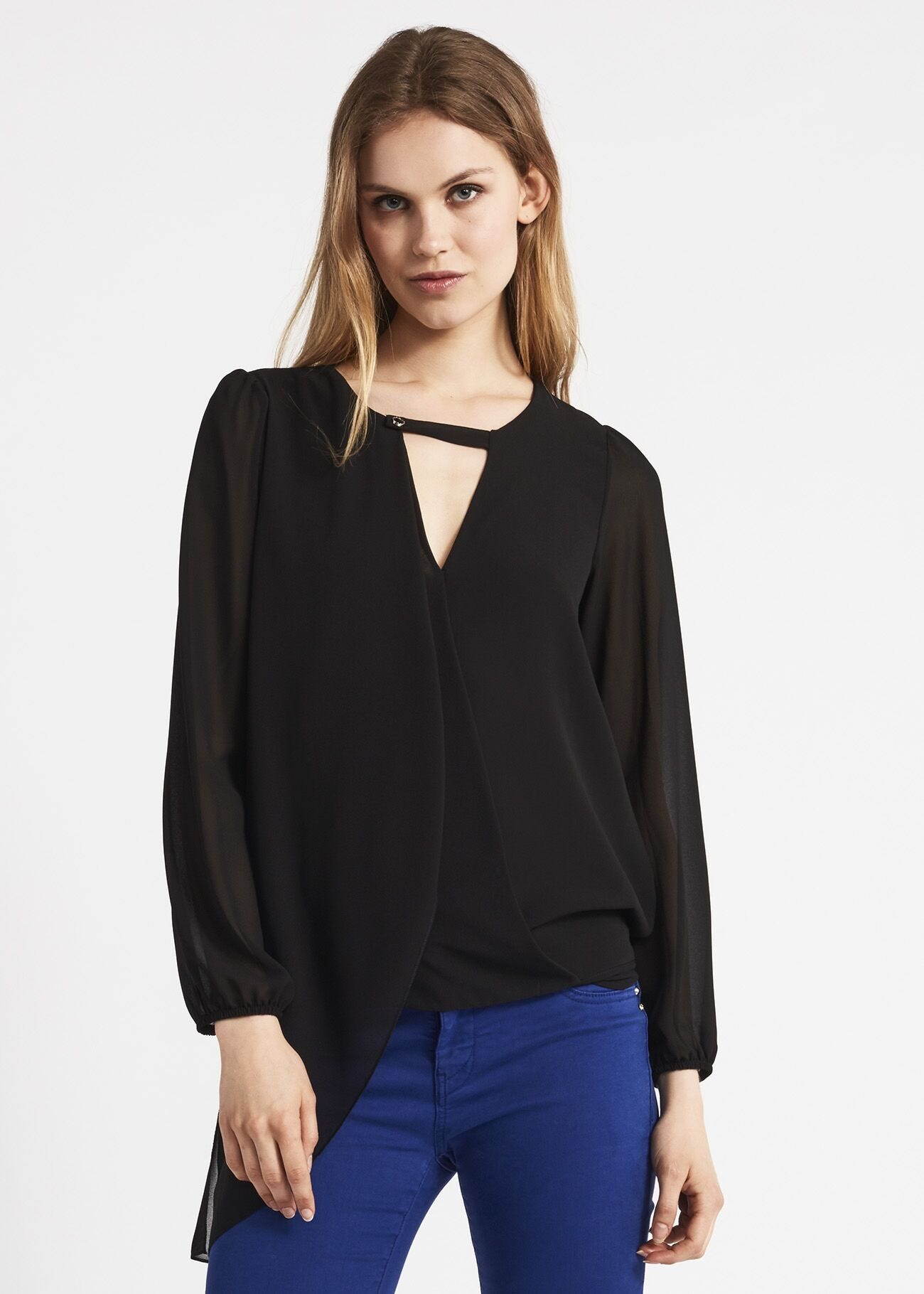 Blouse with asymmetrical design