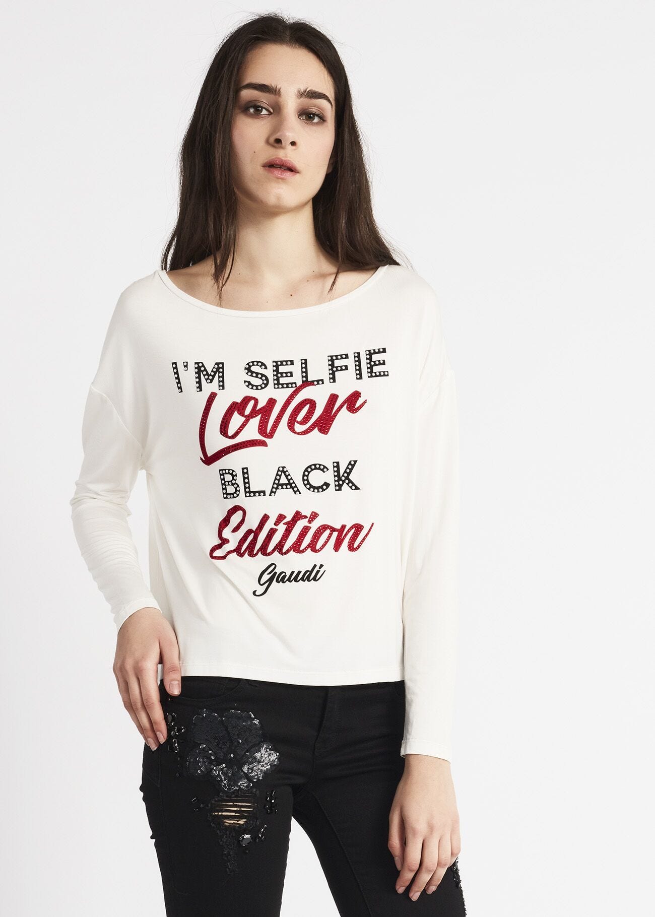 T-shirt with rhinestones