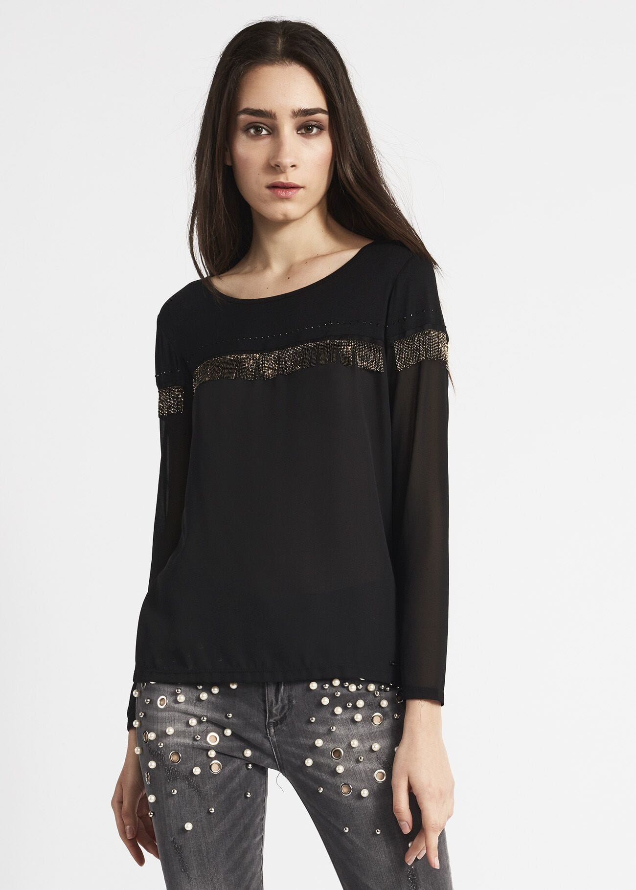 T-shirt with fringes