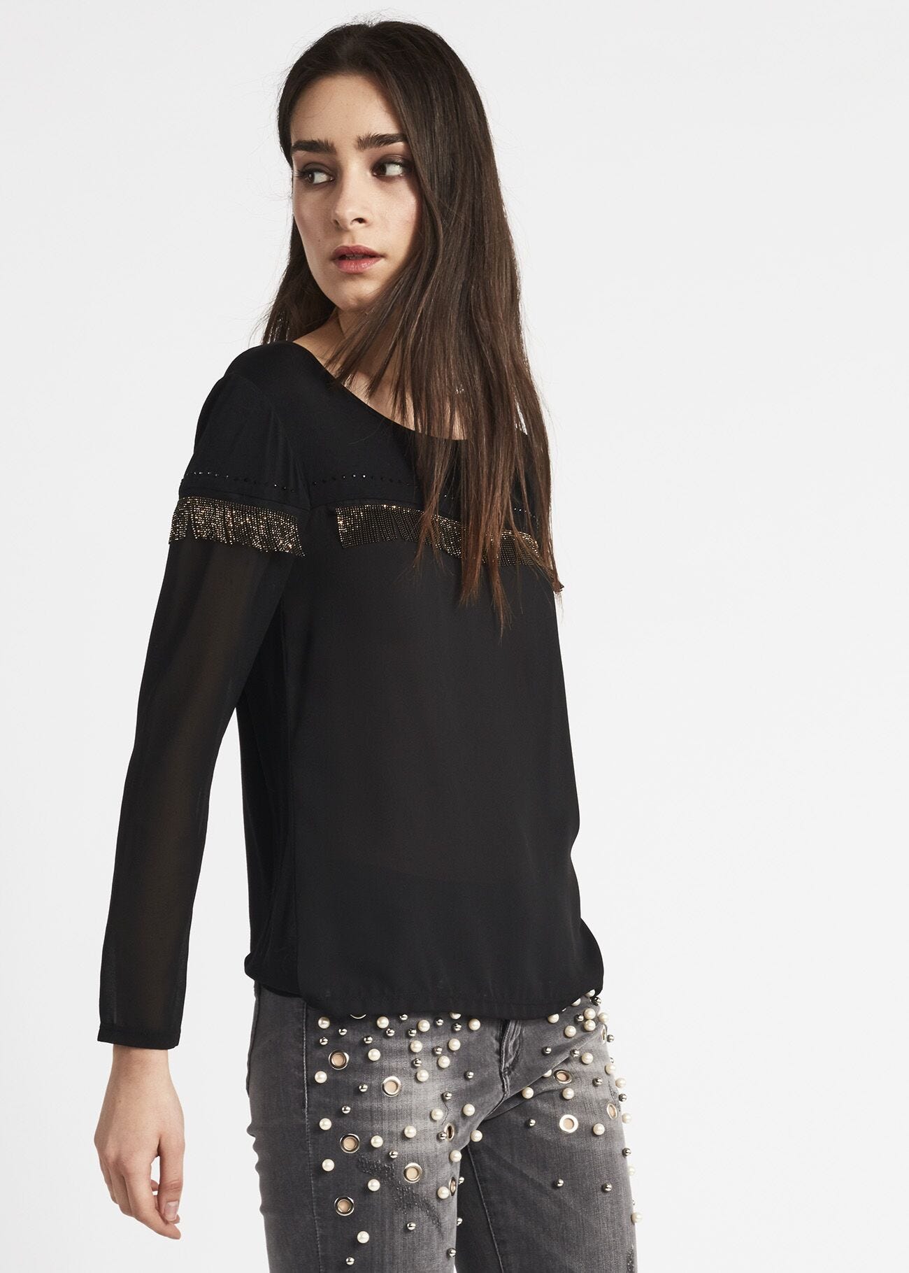 T-shirt with fringes