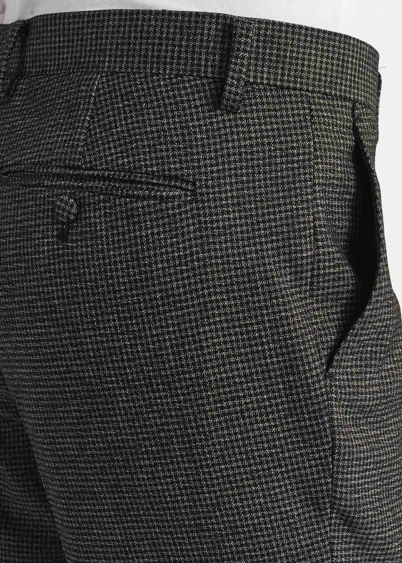 Houndstooth motif suit