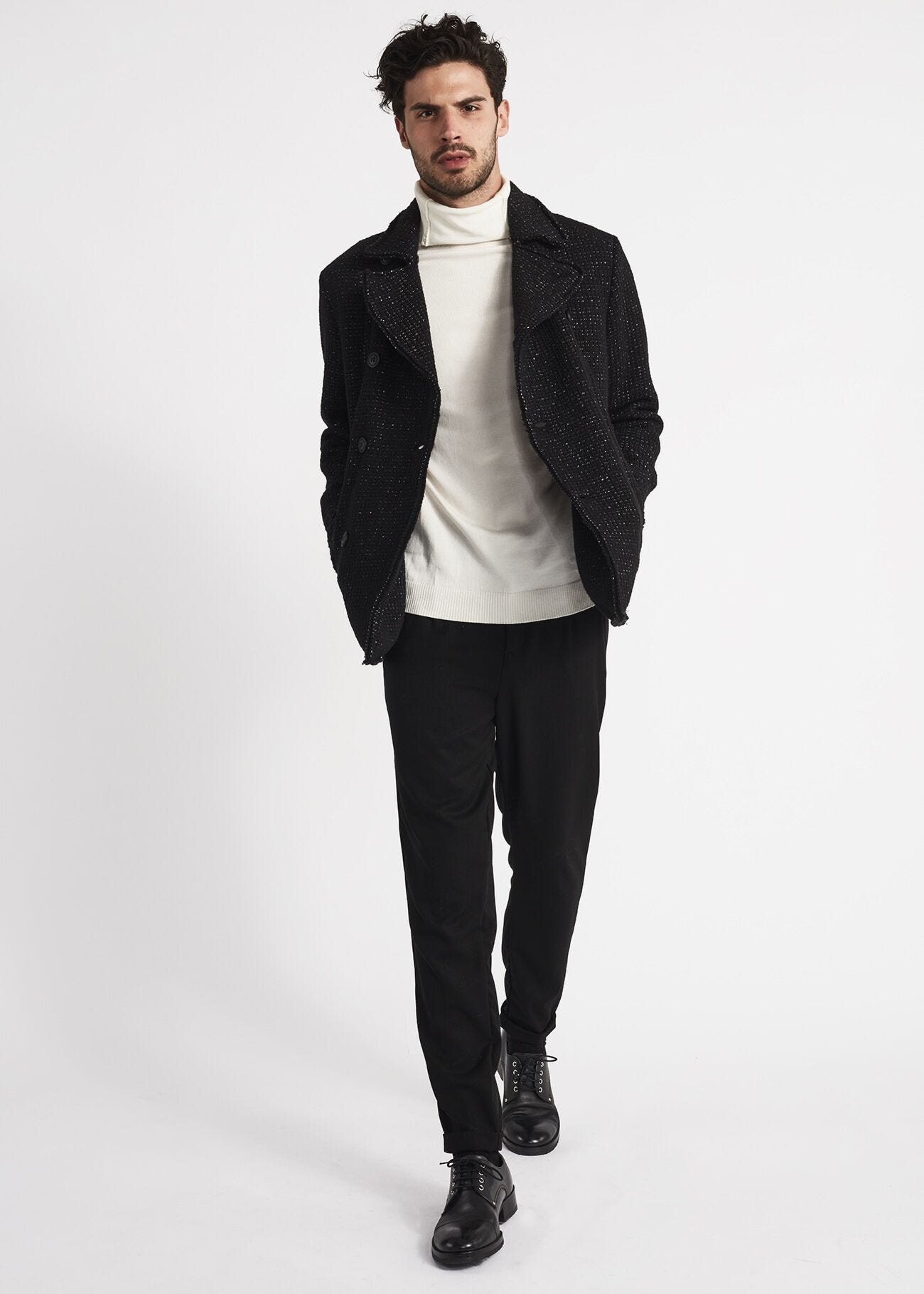 Chinos with pleats