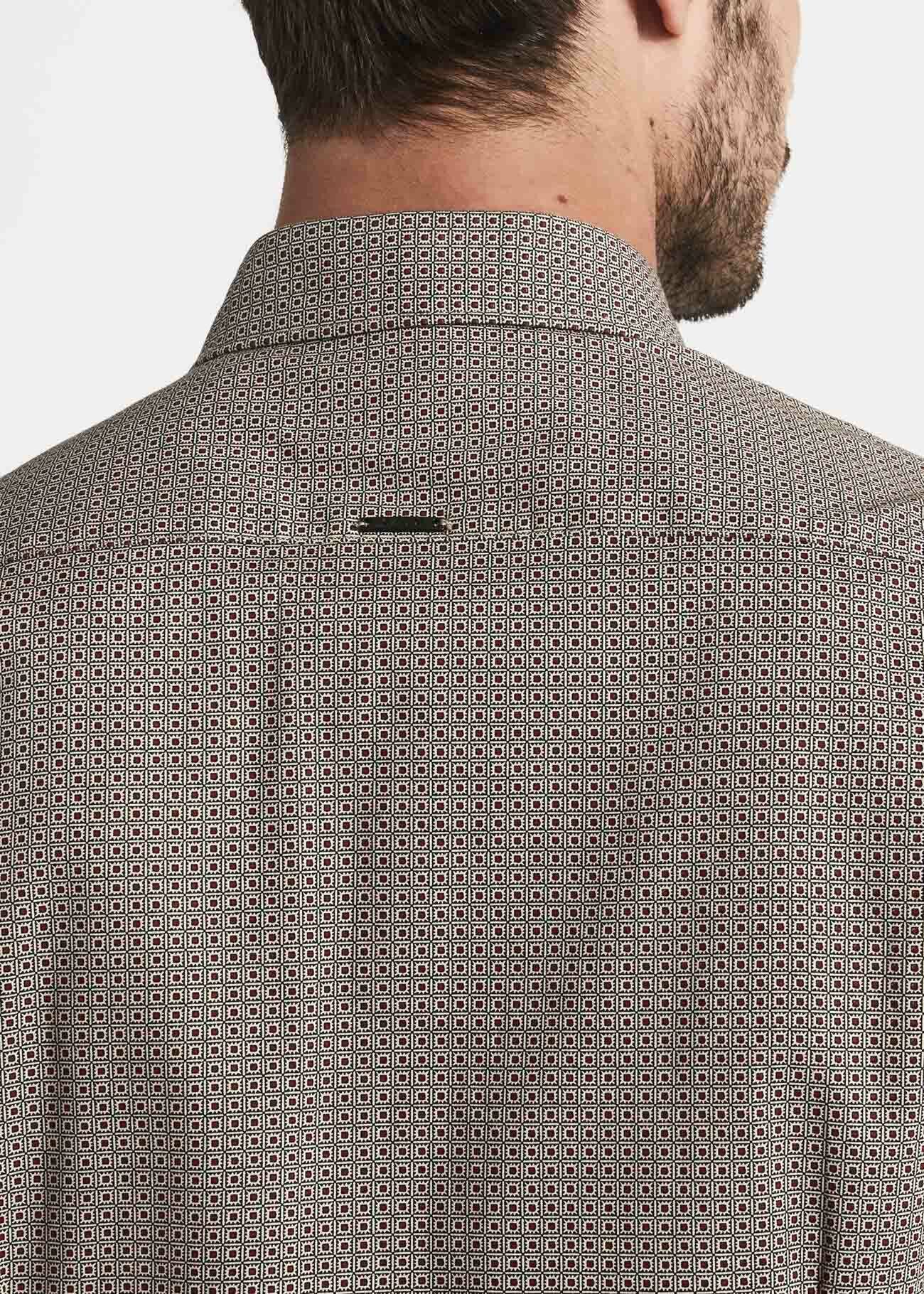 Shirt with geometric micro pattern