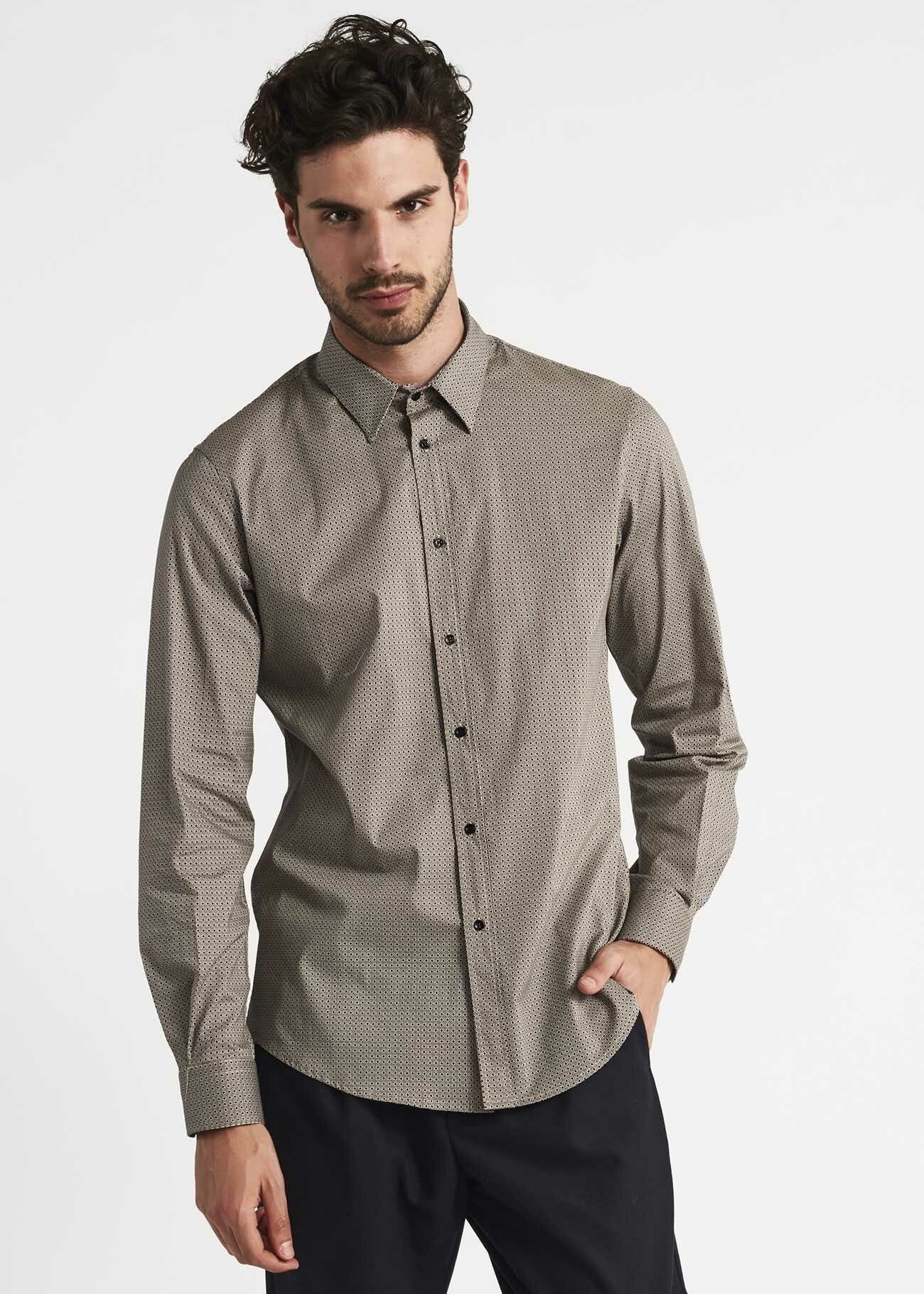 Shirt with geometric micro pattern