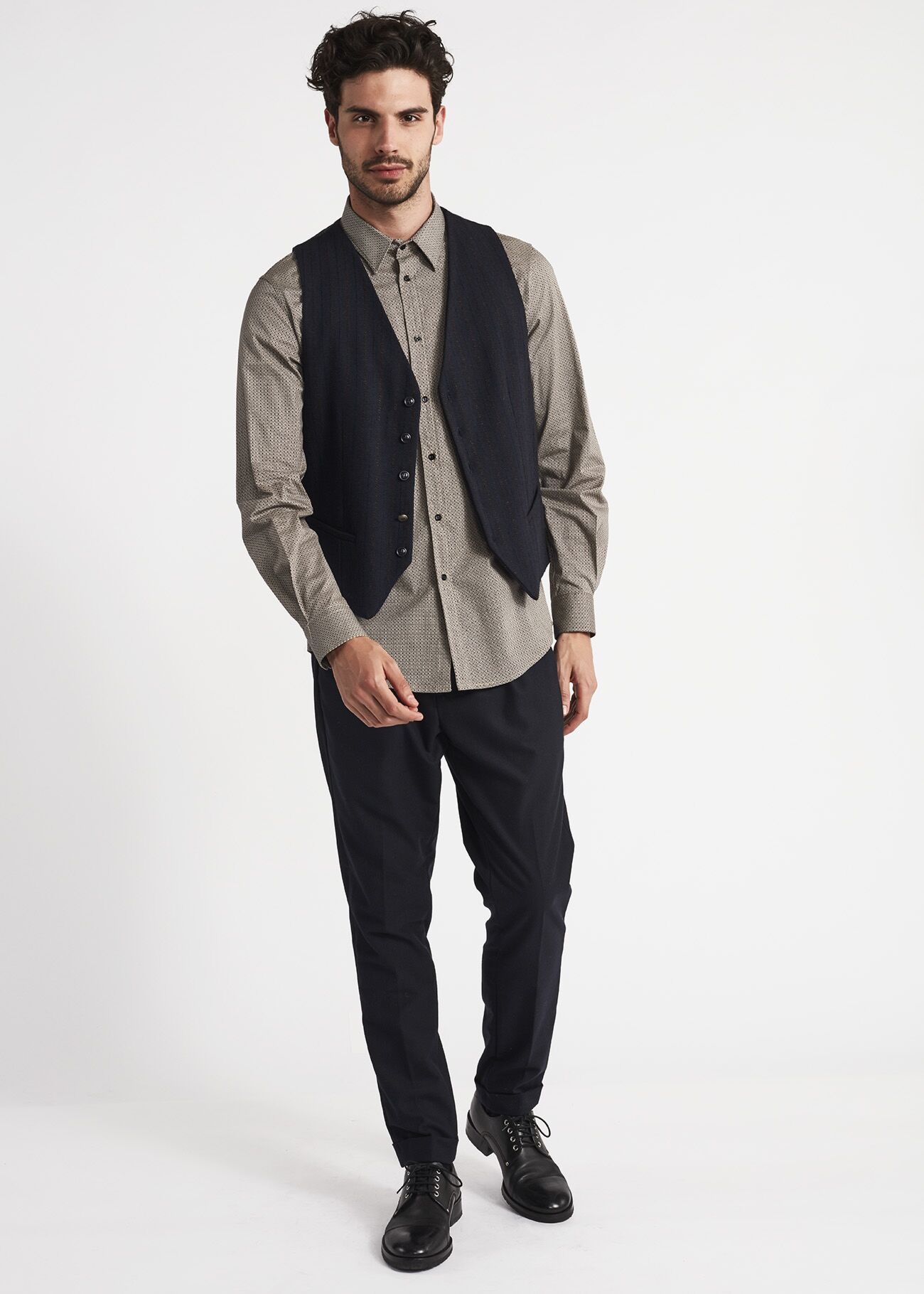 Shirt with geometric micro pattern