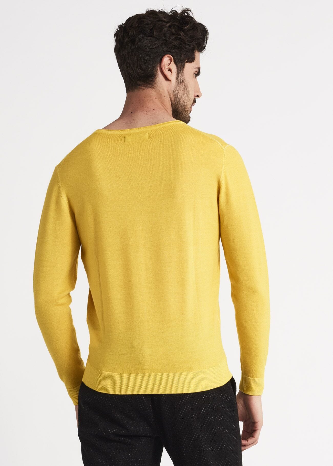 Long sleeved crew neck jumper