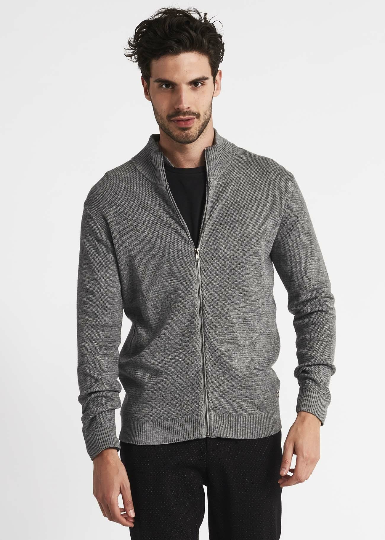 Cardigan with zip