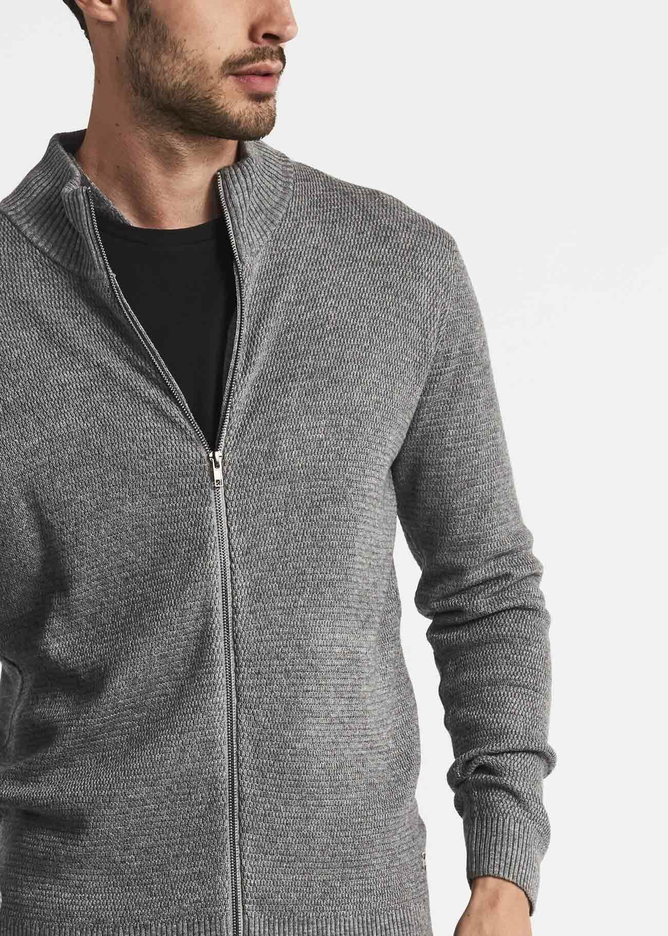 Cardigan with zip