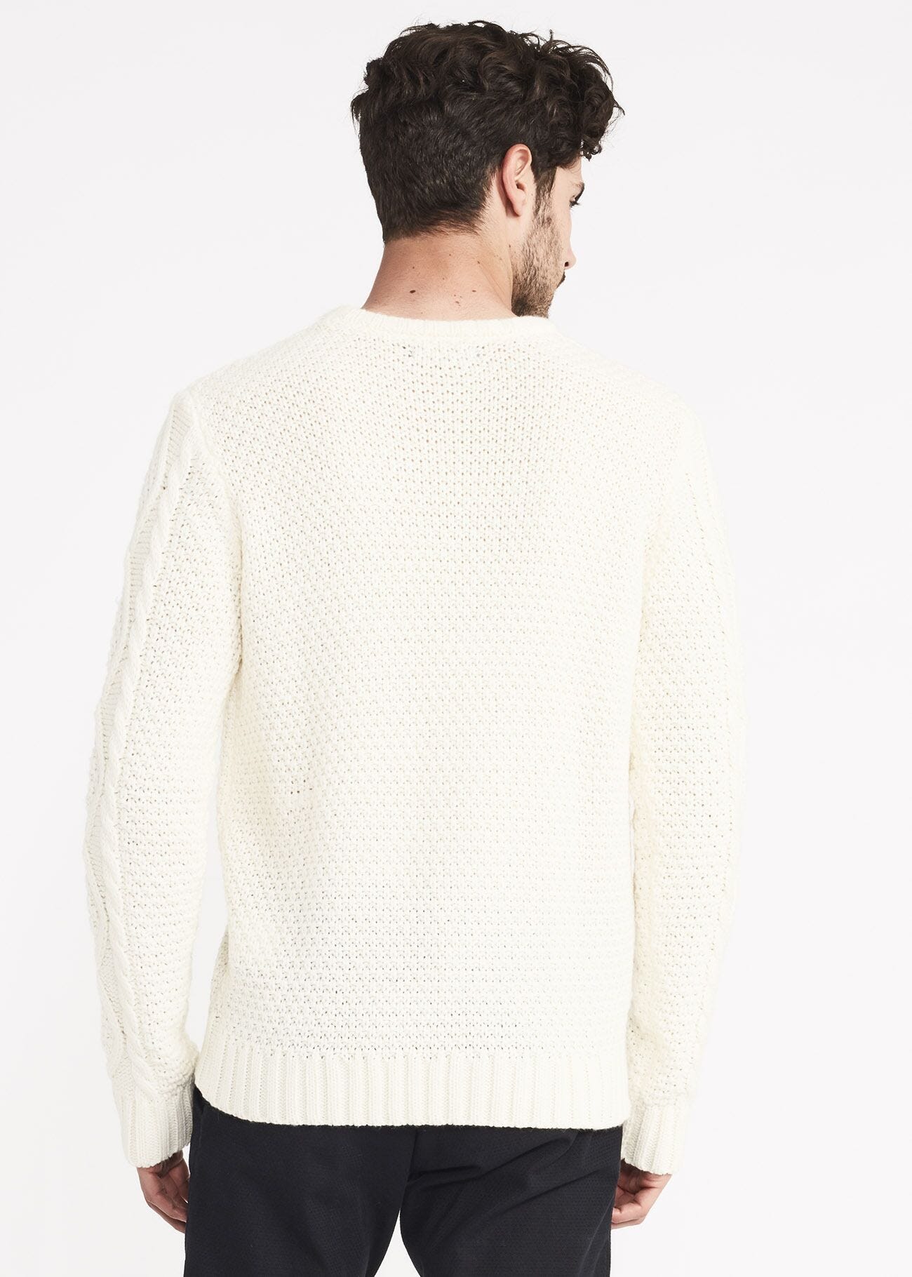 Maglia girocollo a trecce