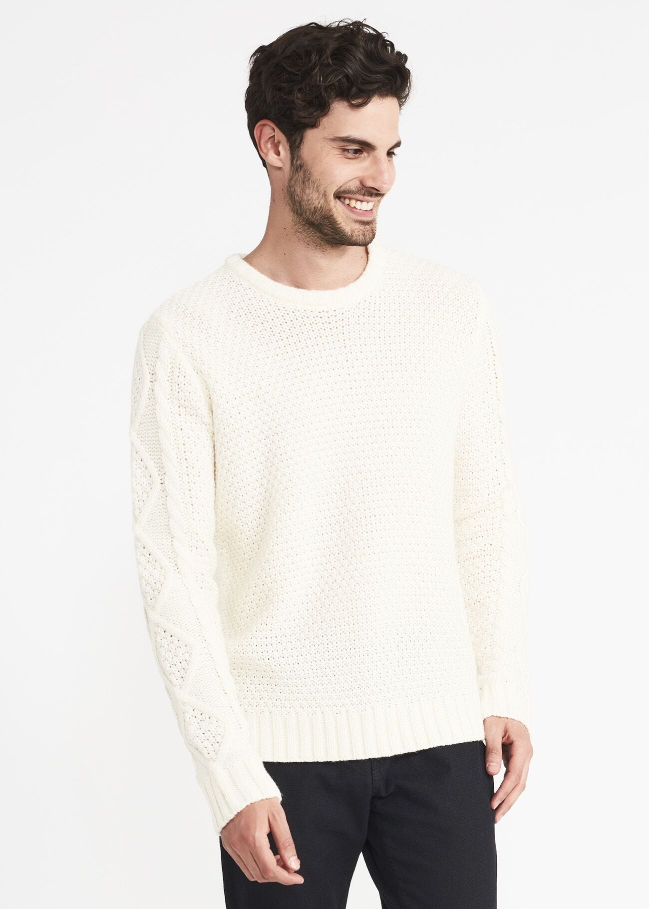 Maglia girocollo a trecce