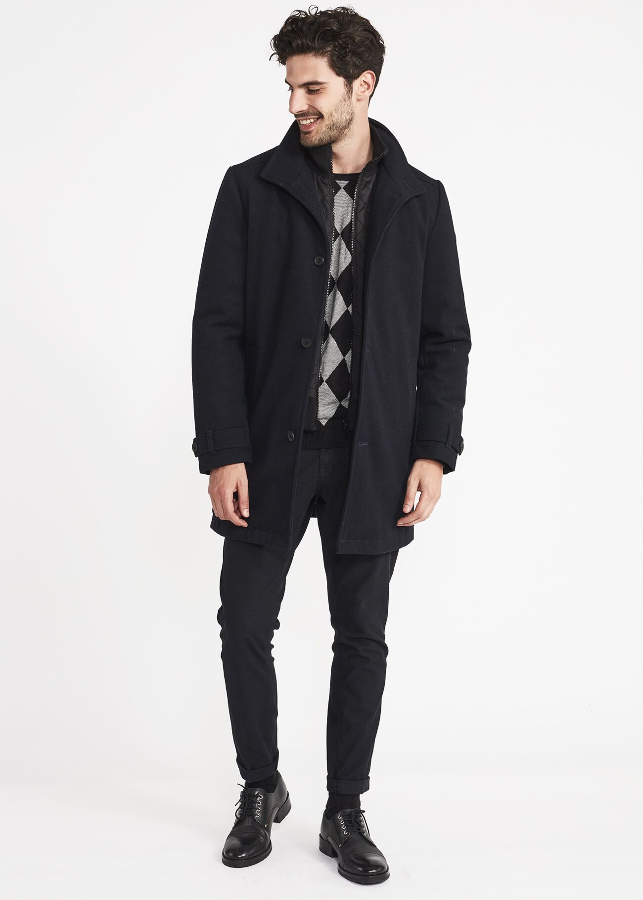 Crew neck jumper with diamond pattern