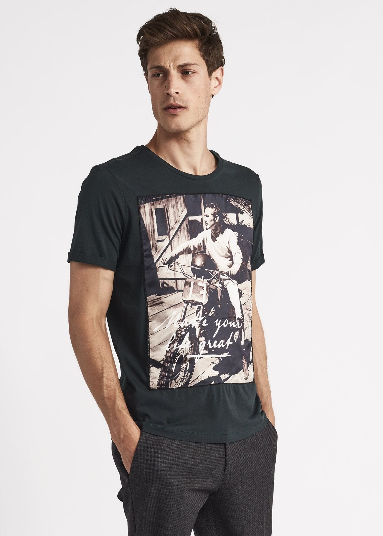 Crew neck T-shirt with short sleeves