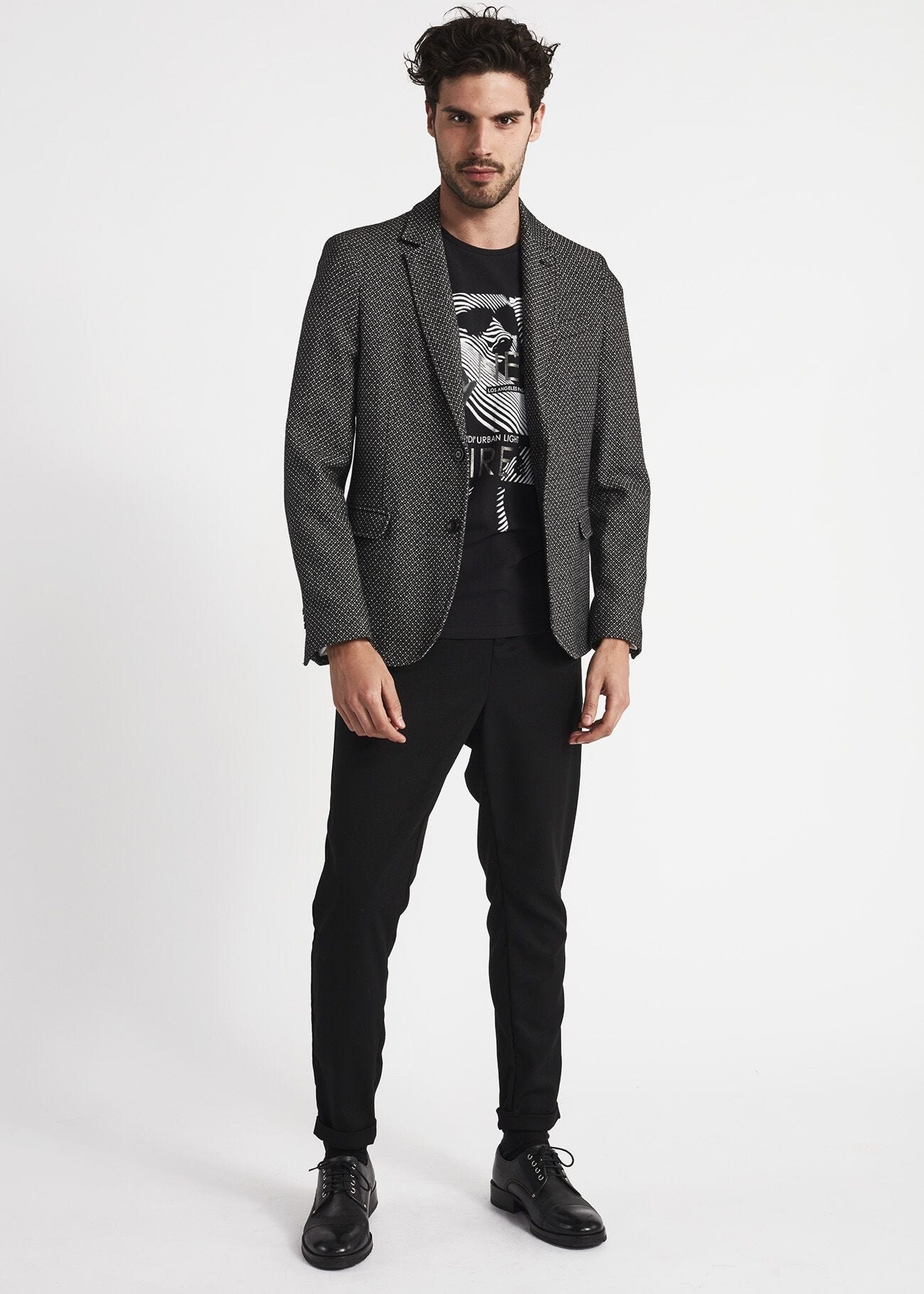 T-shirt with optical print