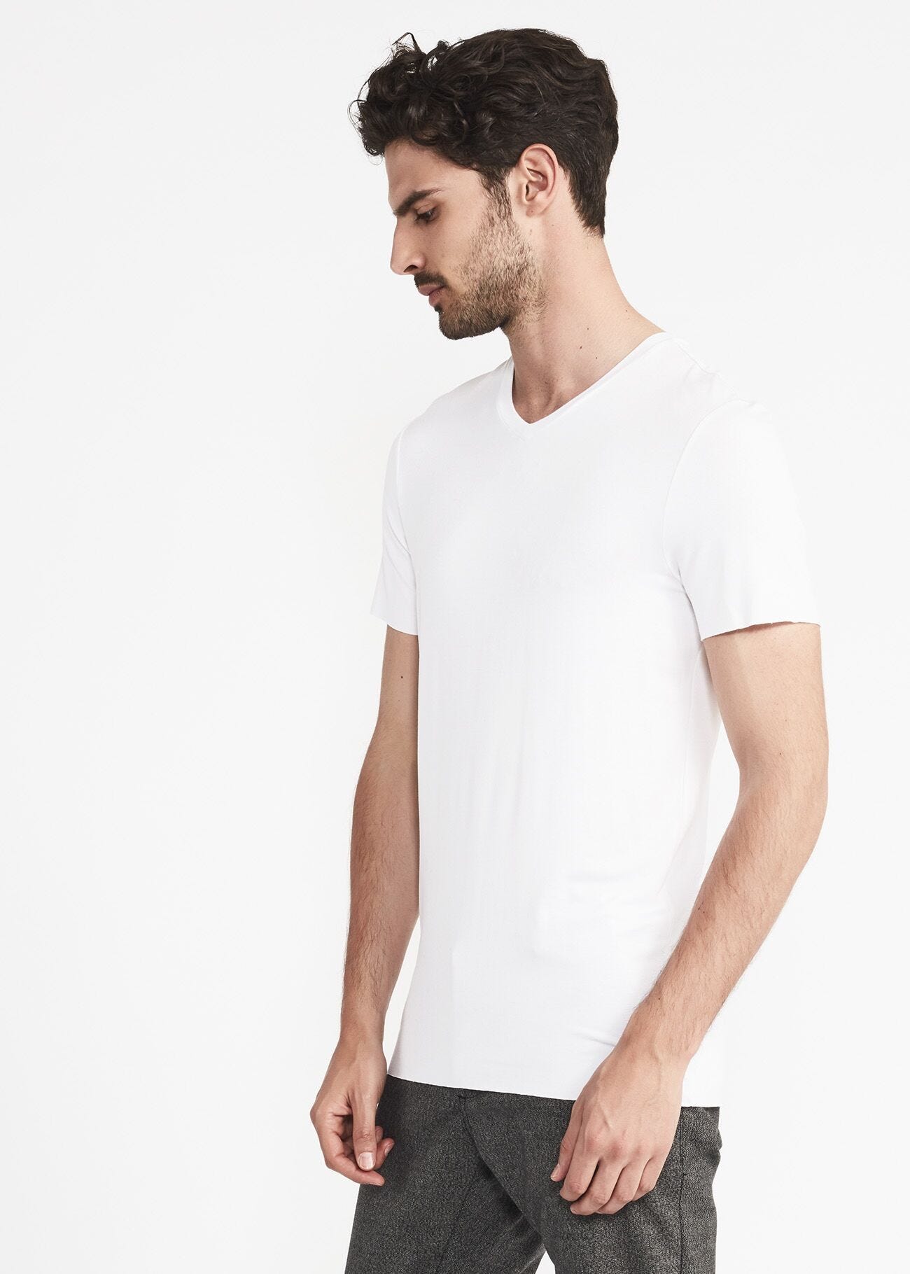 T-shirt with raw cut edges