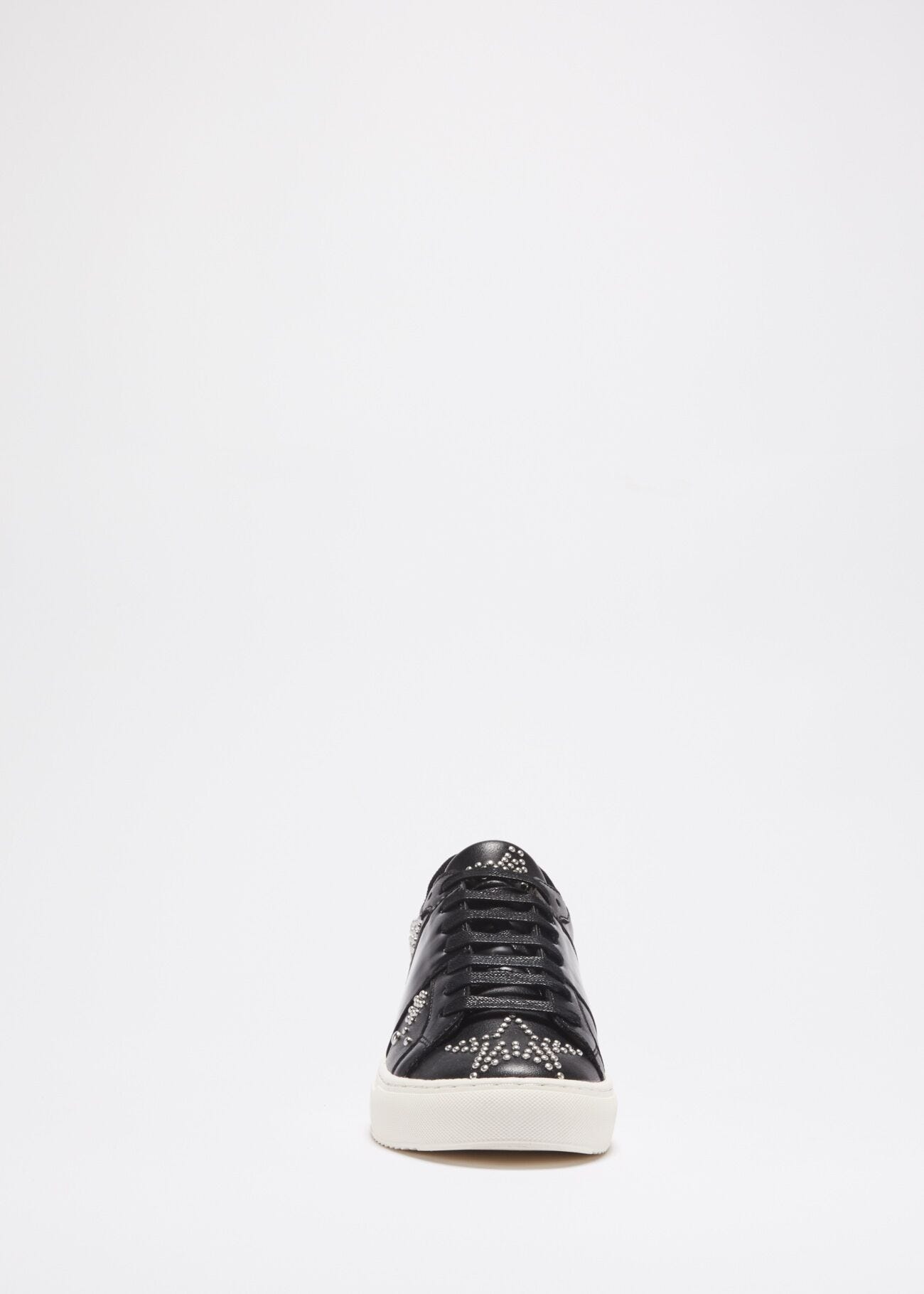 Trainers with star studs