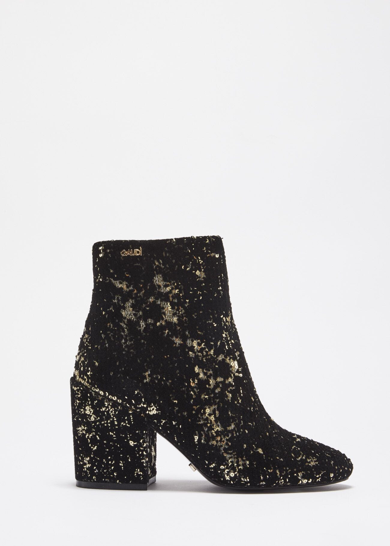 Low boot with sequins