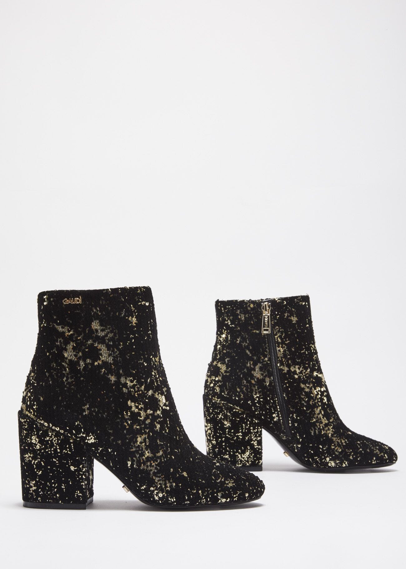 Low boot with sequins