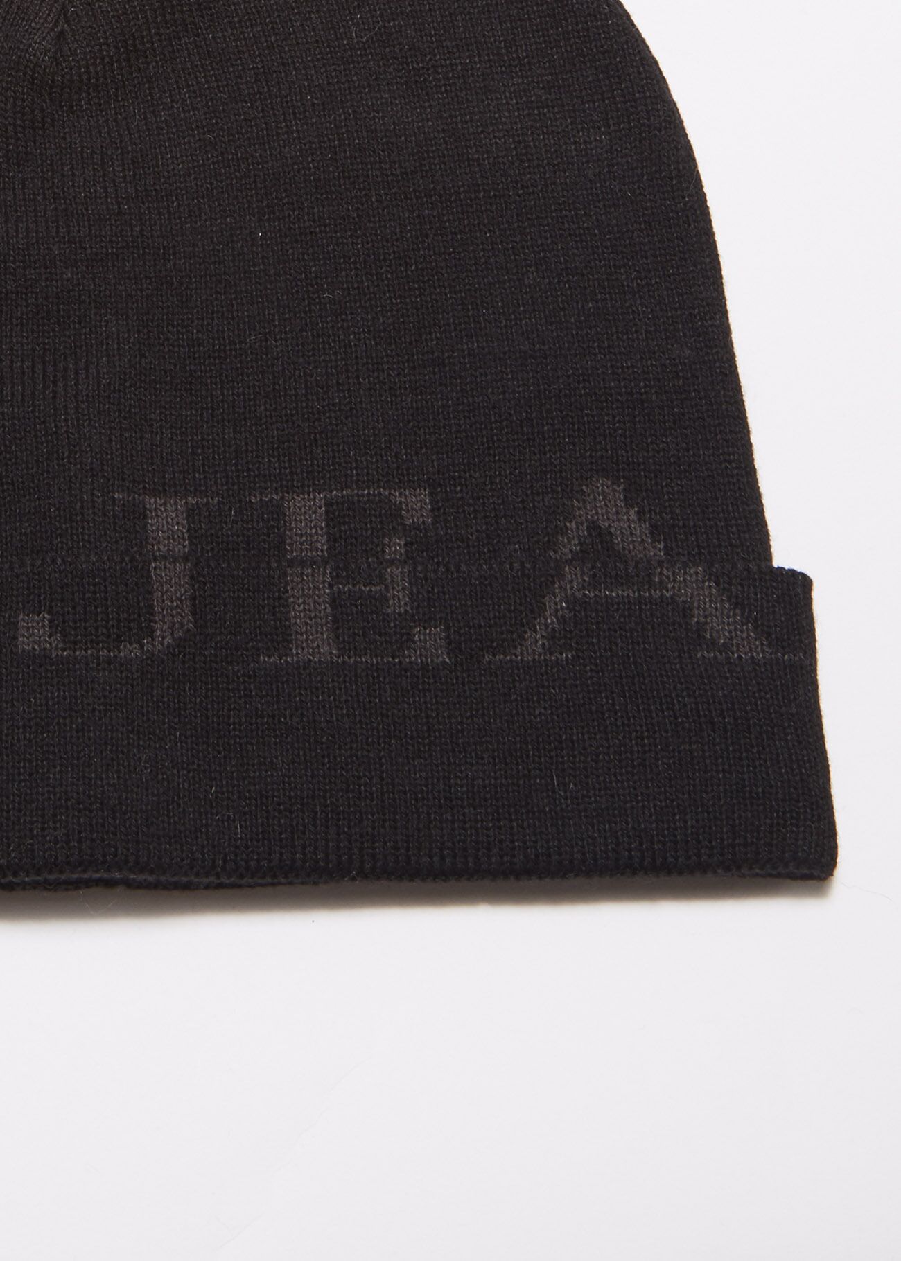 Scarf and hat set