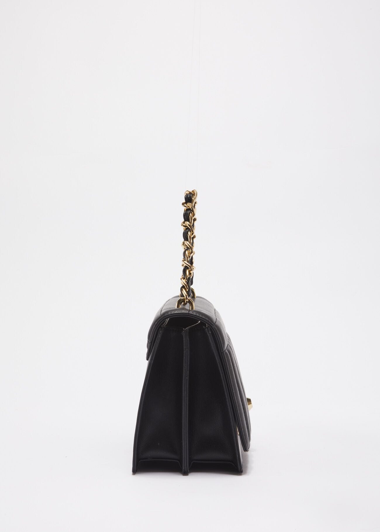 Strap in quilted faux leather