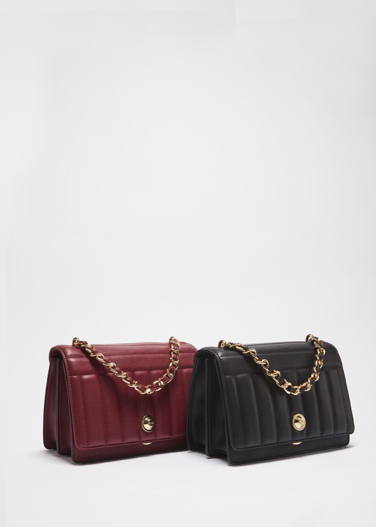 Strap in quilted faux leather
