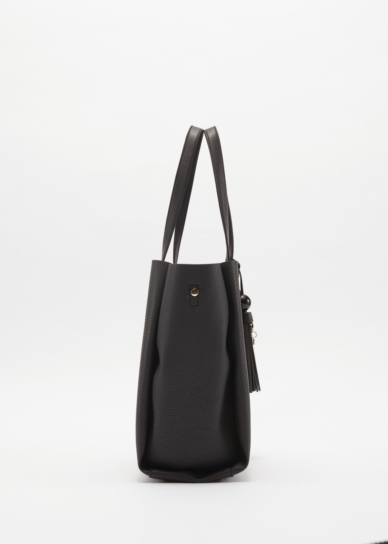 Bag with contrasting colour handles