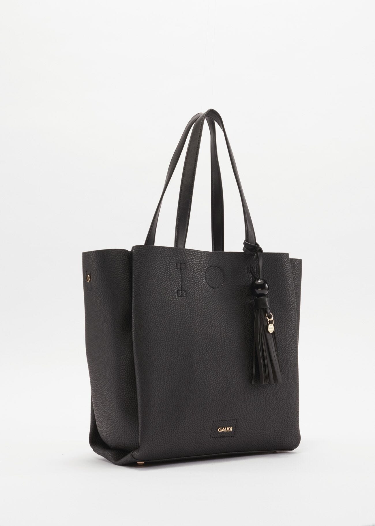 Bag with contrasting colour handles