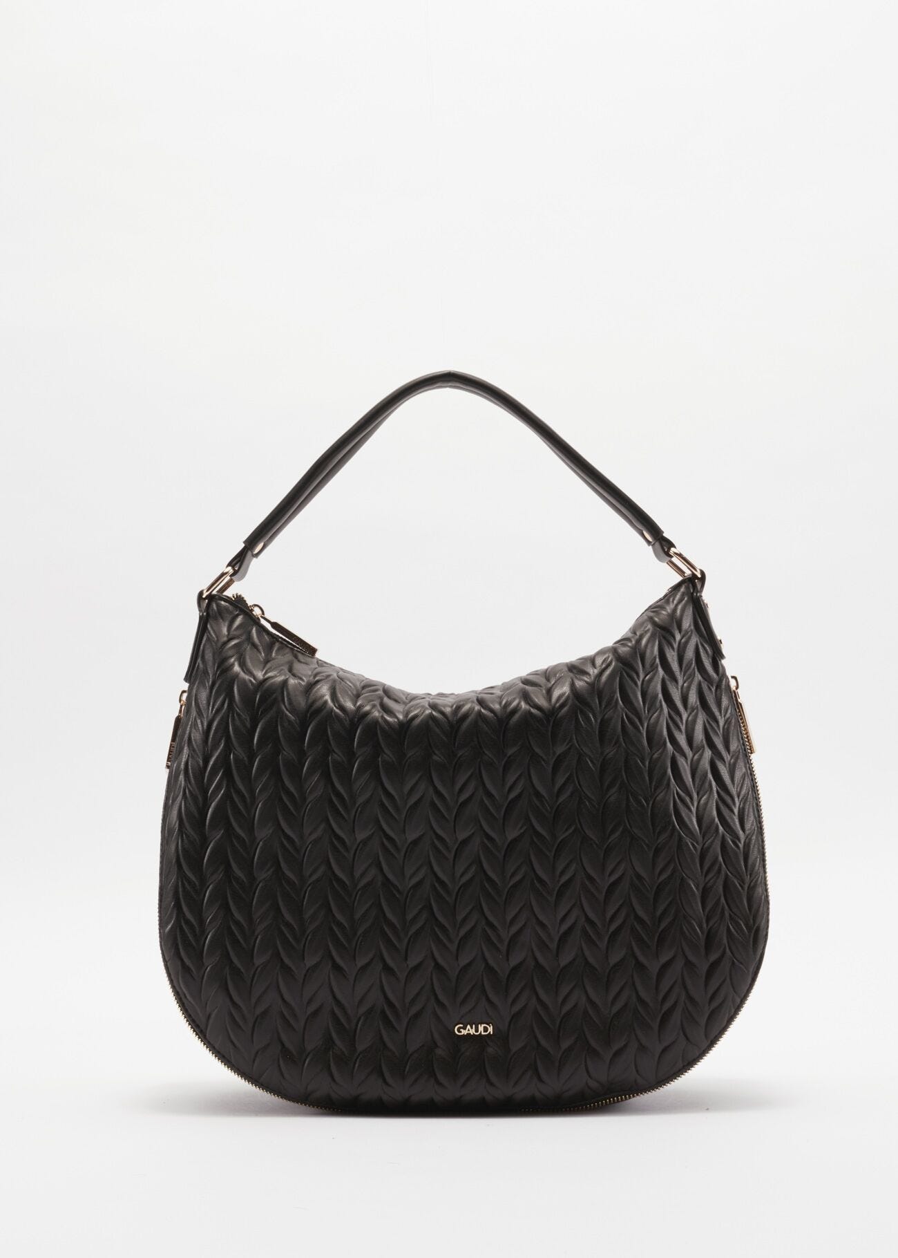 One-shoulder bag in quilted faux leather