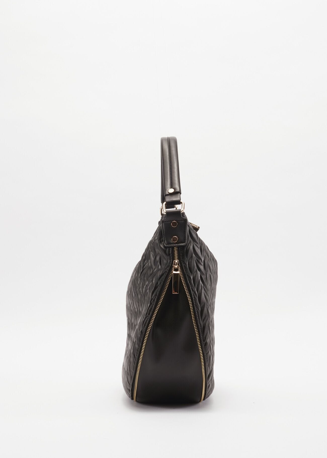 One-shoulder bag in quilted faux leather