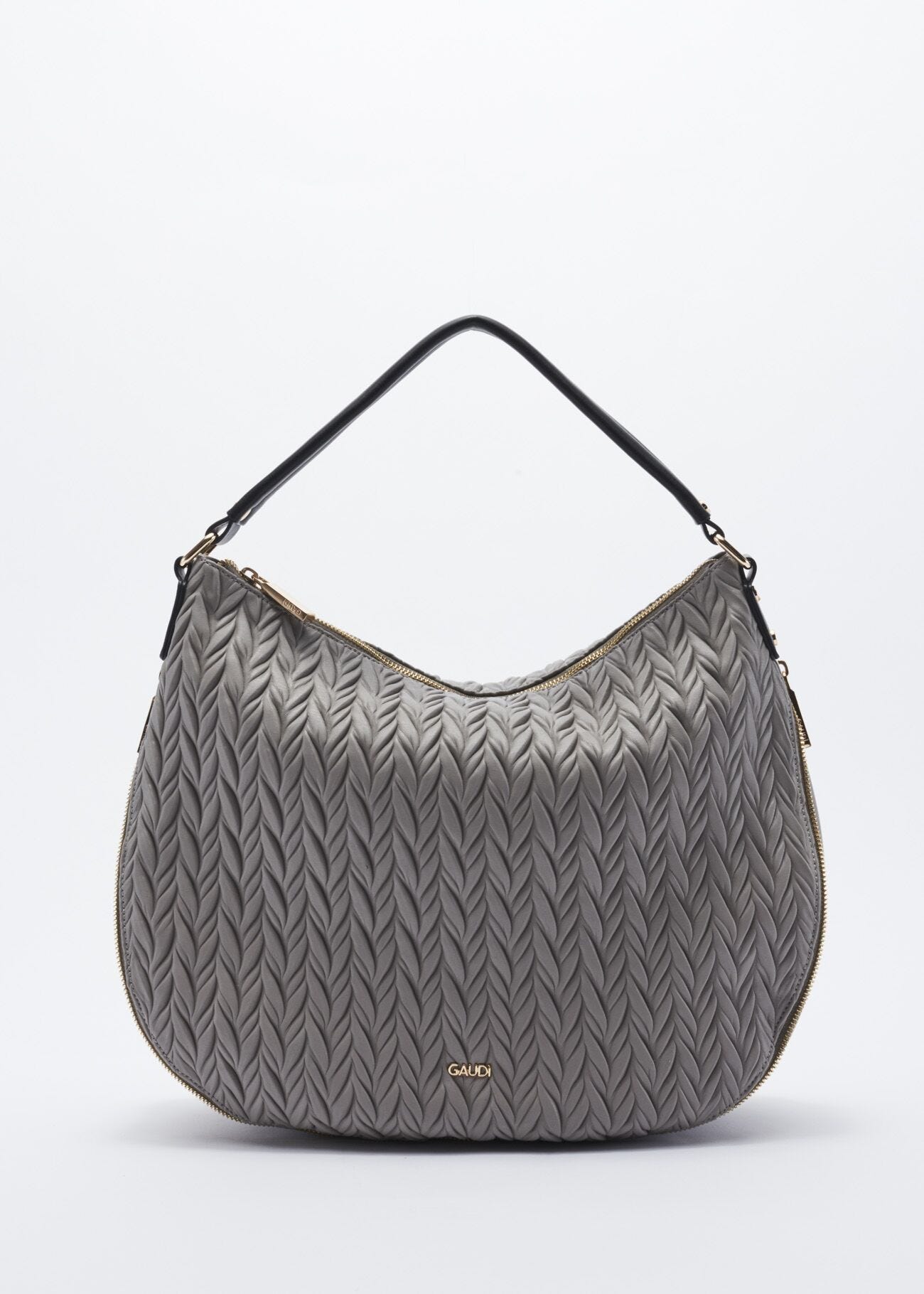 One-shoulder bag in quilted faux leather