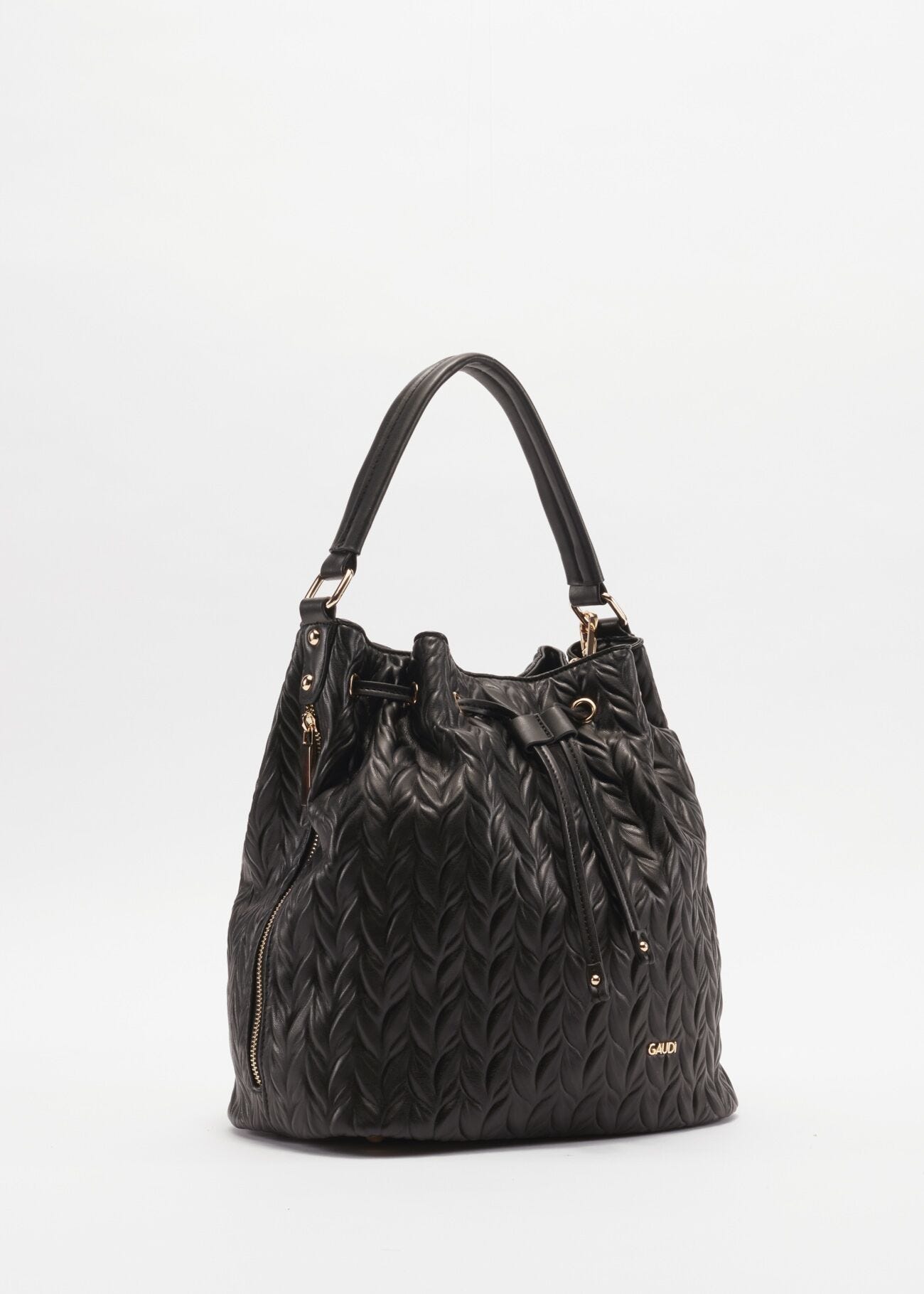 Bucket bag in quilted faux leather