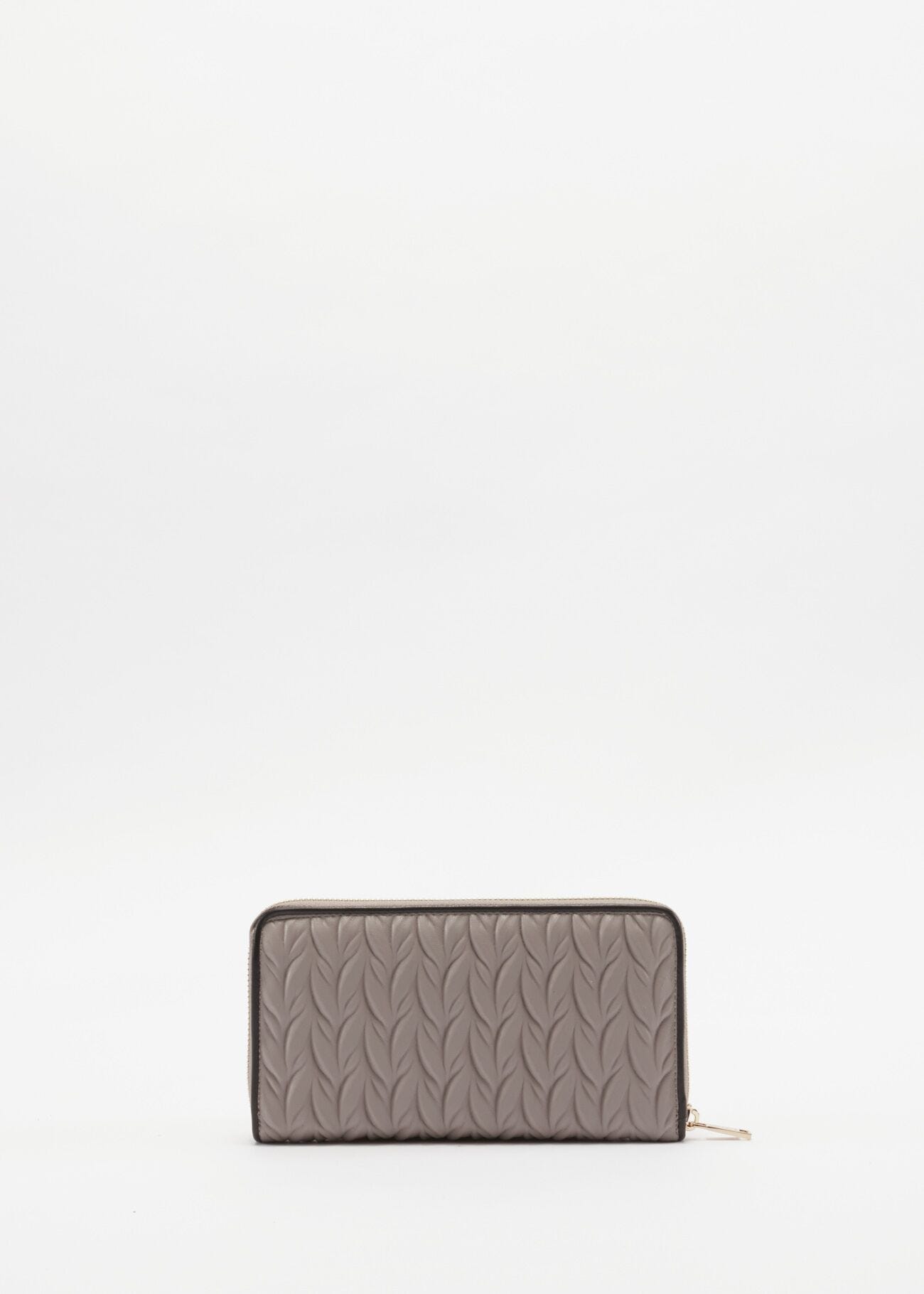 Wallet in quilted faux leather