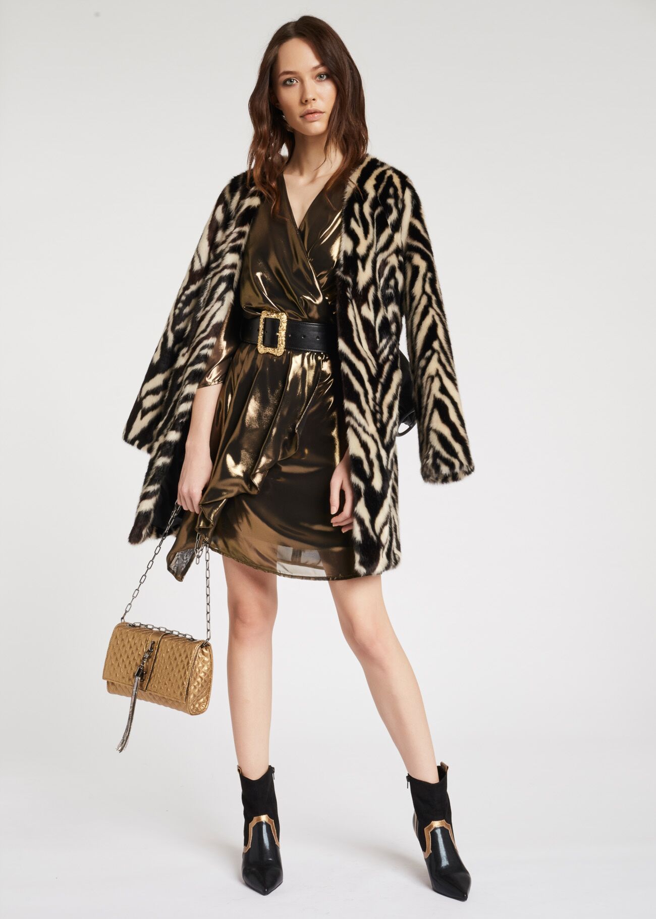 Robe en georgette lamée